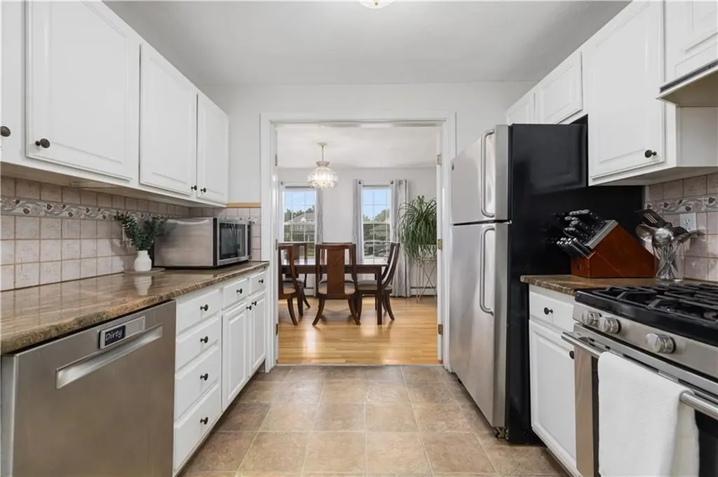 35 Gianna Drive Cranston RI 02921