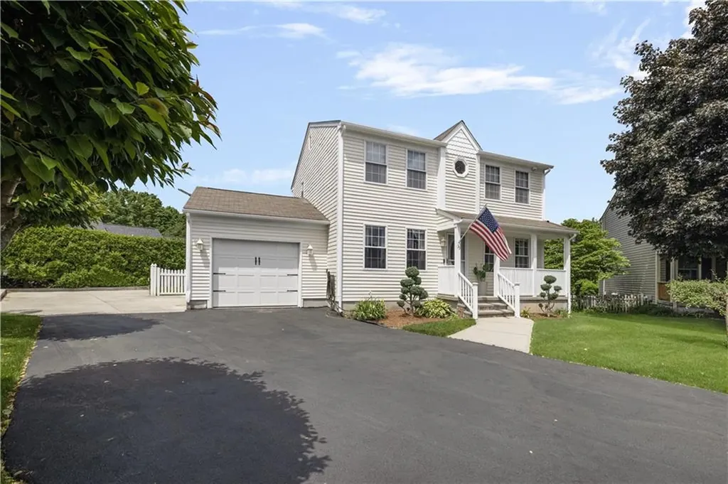 35 Gianna Drive Cranston RI 02921