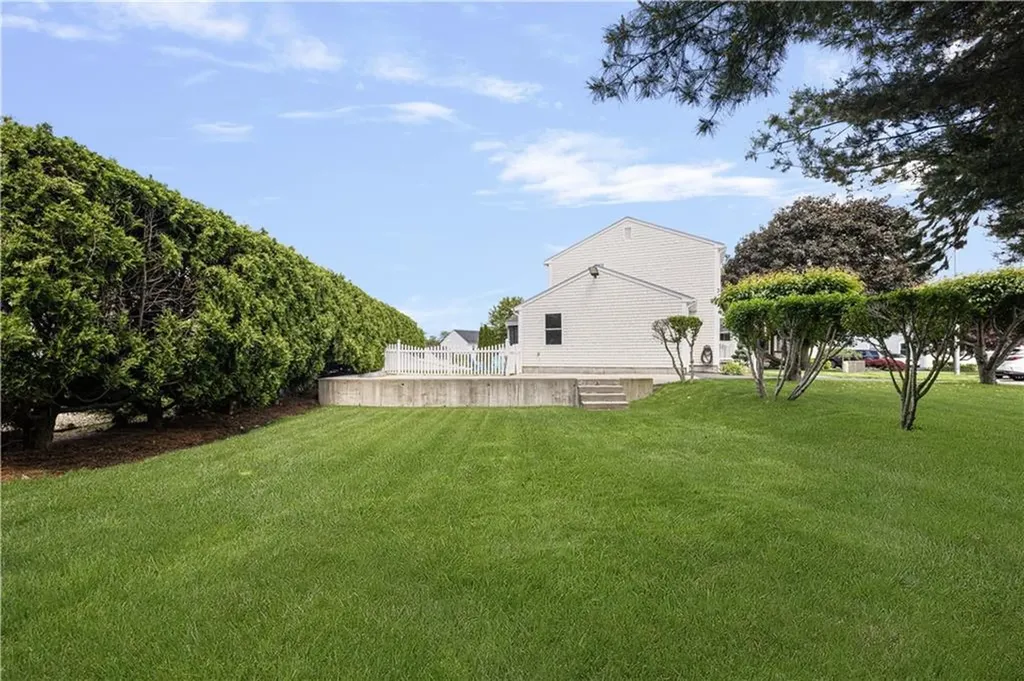 35 Gianna Drive Cranston RI 02921