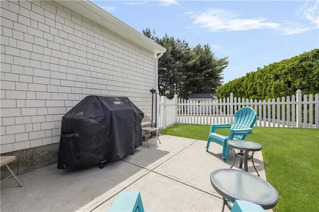 35 Gianna Drive Cranston RI 02921