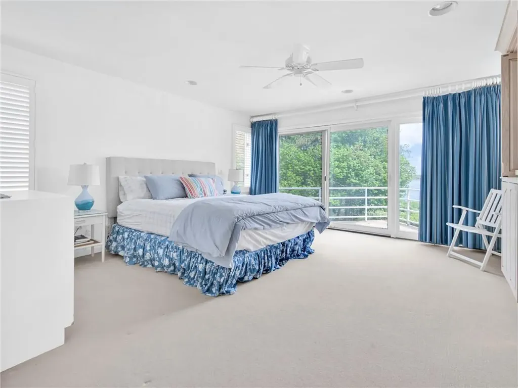 275 Boston Neck Road Narragansett RI 02882