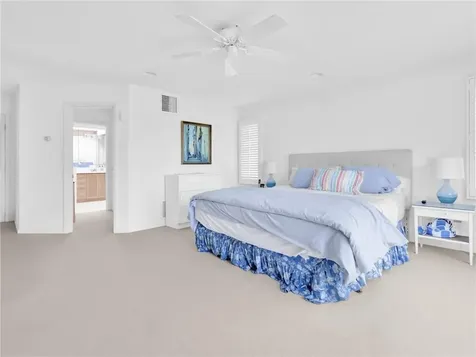 275 Boston Neck Road Narragansett RI 02882