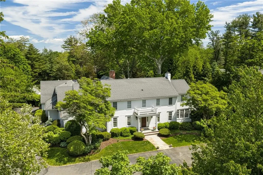 204 Rumstick Road Barrington RI 02806