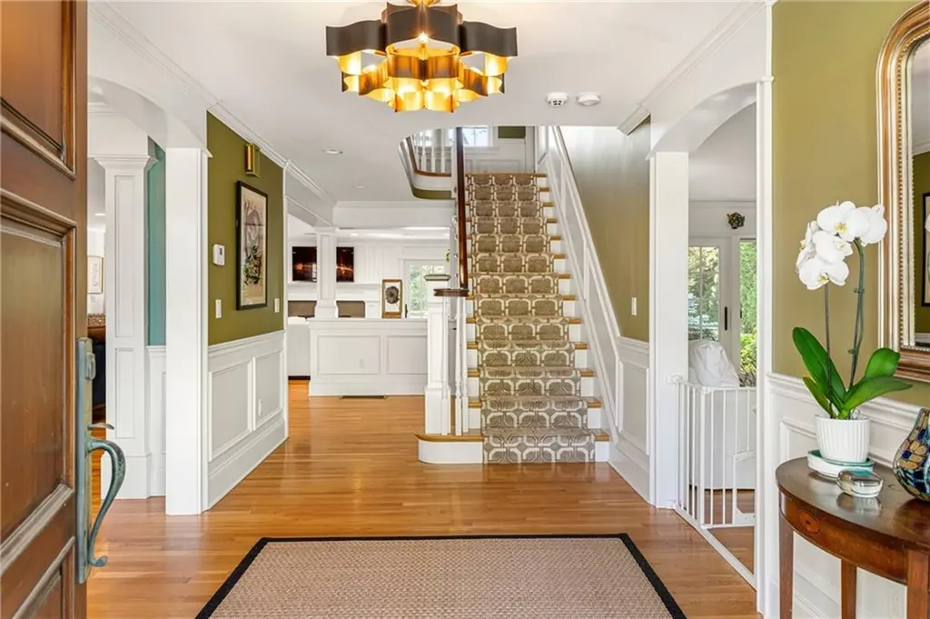 204 Rumstick Road Barrington RI 02806