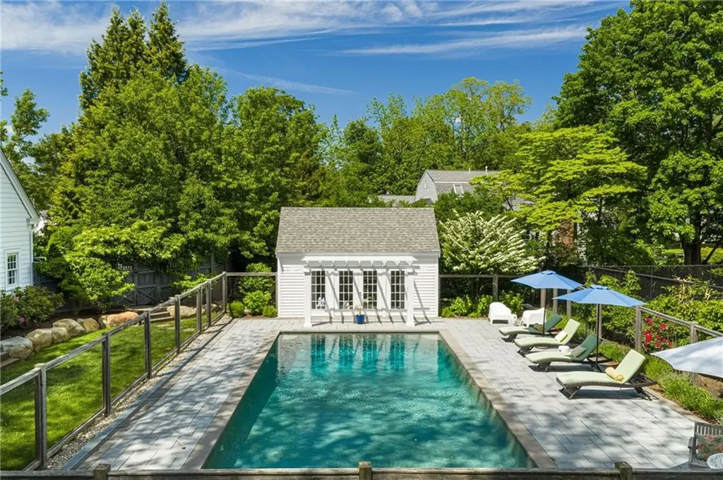 204 Rumstick Road Barrington RI 02806