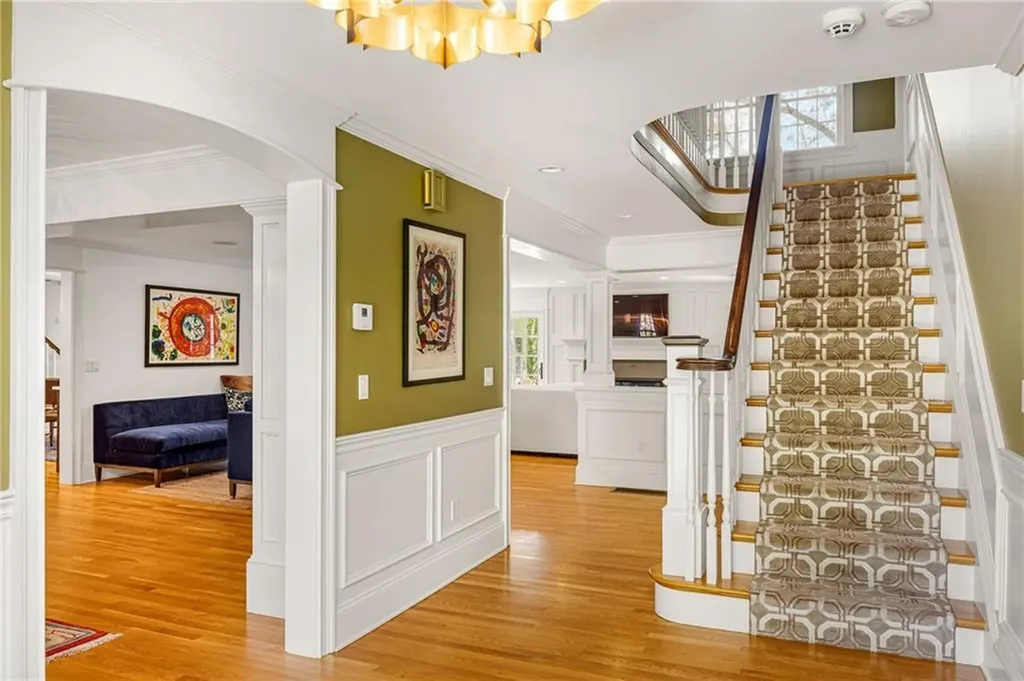 204 Rumstick Road Barrington RI 02806