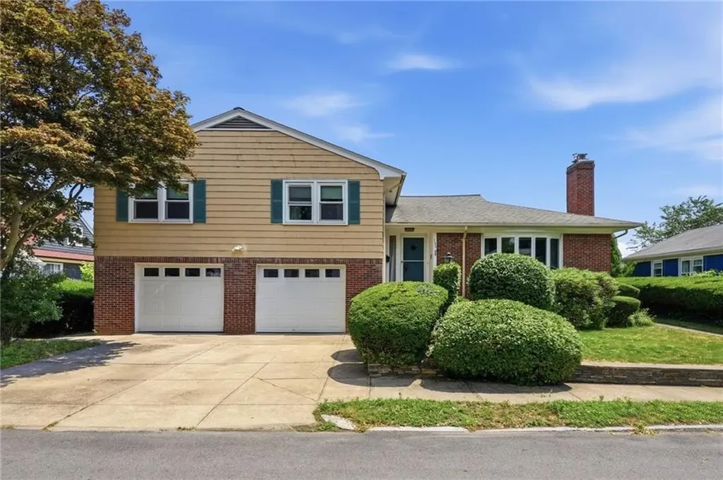 183 Lawn Street Providence RI 02908