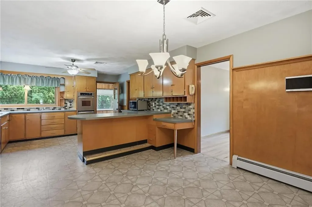 183 Lawn Street Providence RI 02908