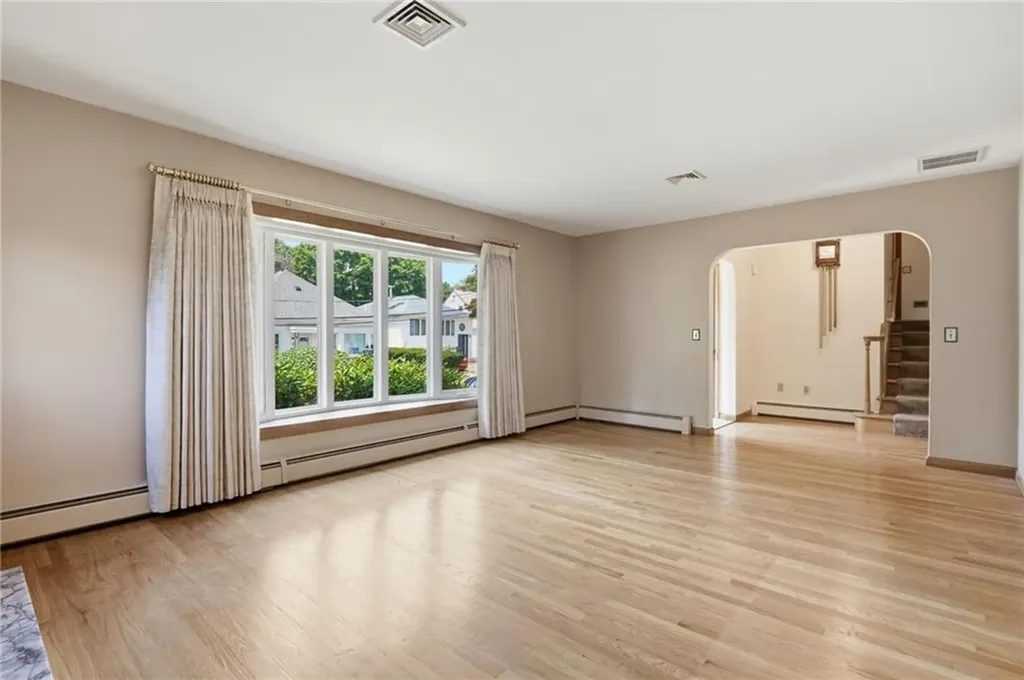 183 Lawn Street Providence RI 02908