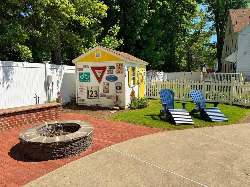 229 Highland Avenue Attleboro MA 02703