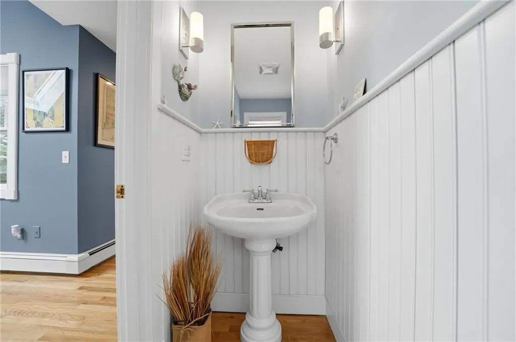 112 West Willow Lane Charlestown RI 02813