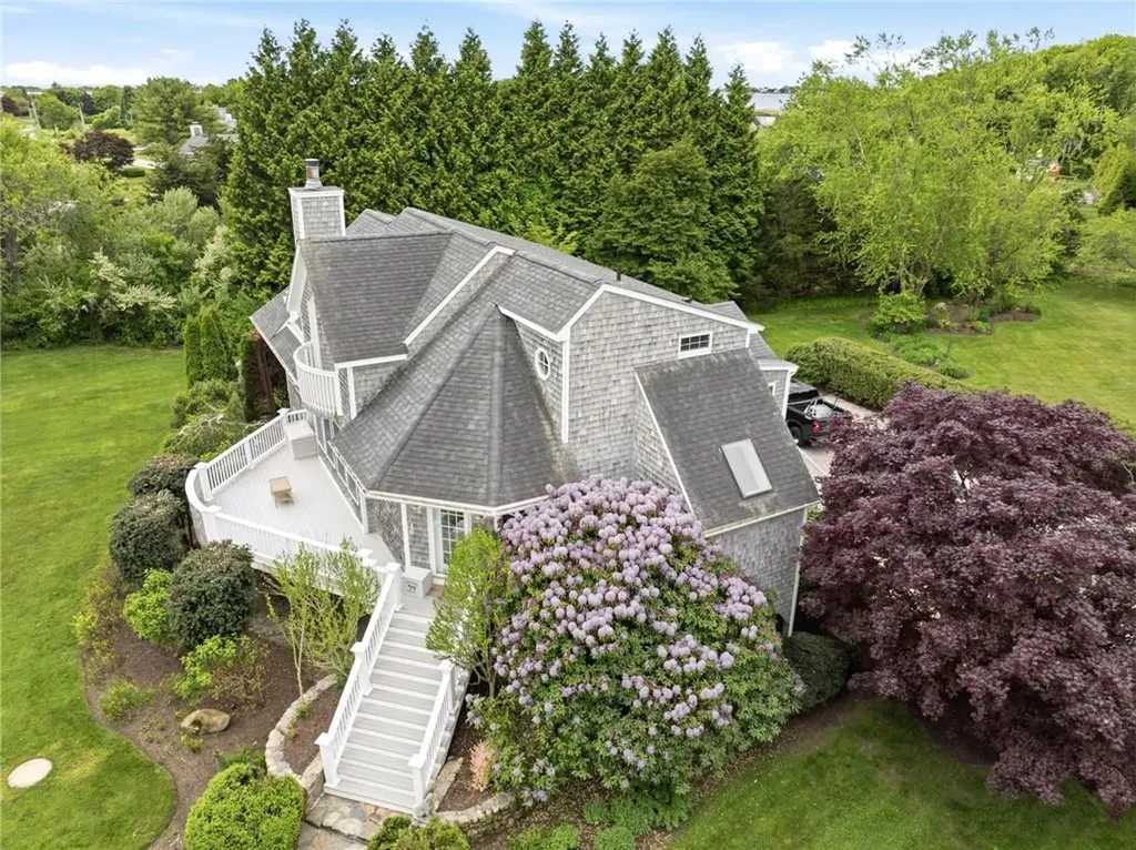 112 West Willow Lane Charlestown RI 02813