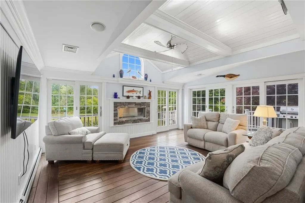 112 West Willow Lane Charlestown RI 02813
