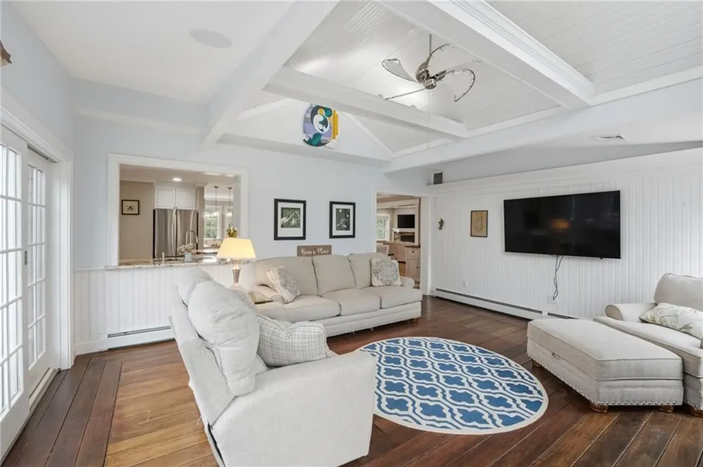 112 West Willow Lane Charlestown RI 02813