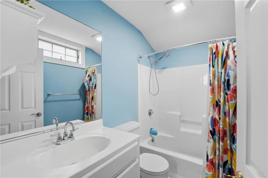 112 West Willow Lane Charlestown RI 02813