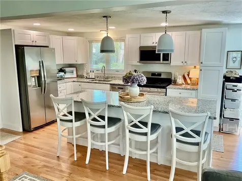 15 Grove Street Fairhaven MA 02719