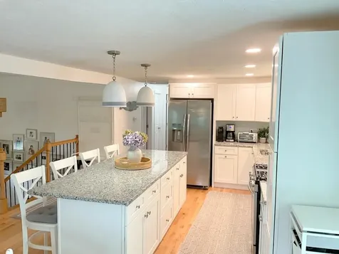 15 Grove Street Fairhaven MA 02719
