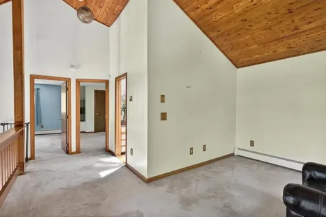 190 Stoney Hollow Road Tiverton RI 02878