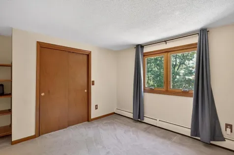 190 Stoney Hollow Road Tiverton RI 02878