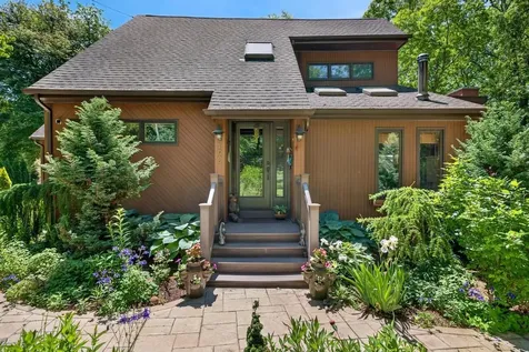 190 Stoney Hollow Road Tiverton RI 02878