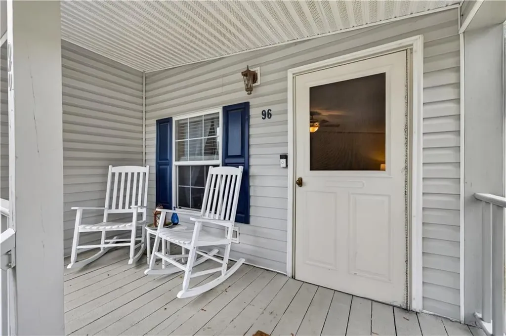 96 Songbird Lane Tiverton RI 02878