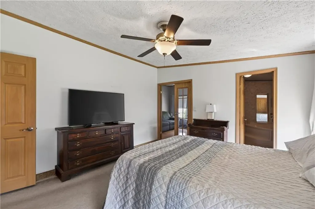 96 Songbird Lane Tiverton RI 02878