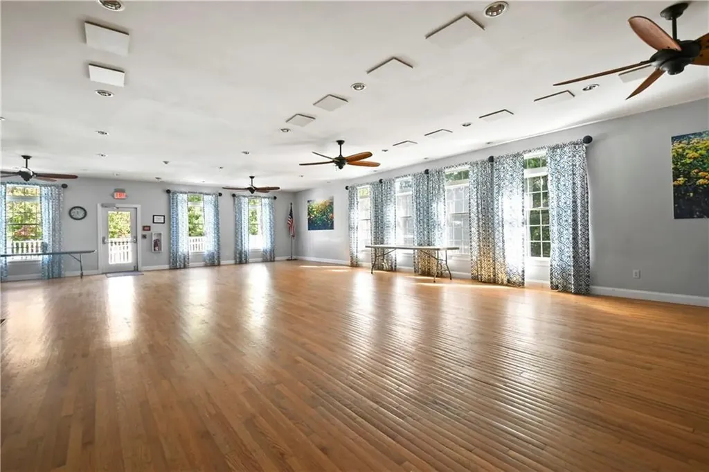 96 Songbird Lane Tiverton RI 02878