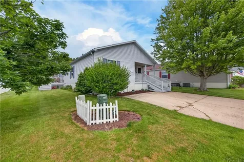 96 Songbird Lane Tiverton RI 02878