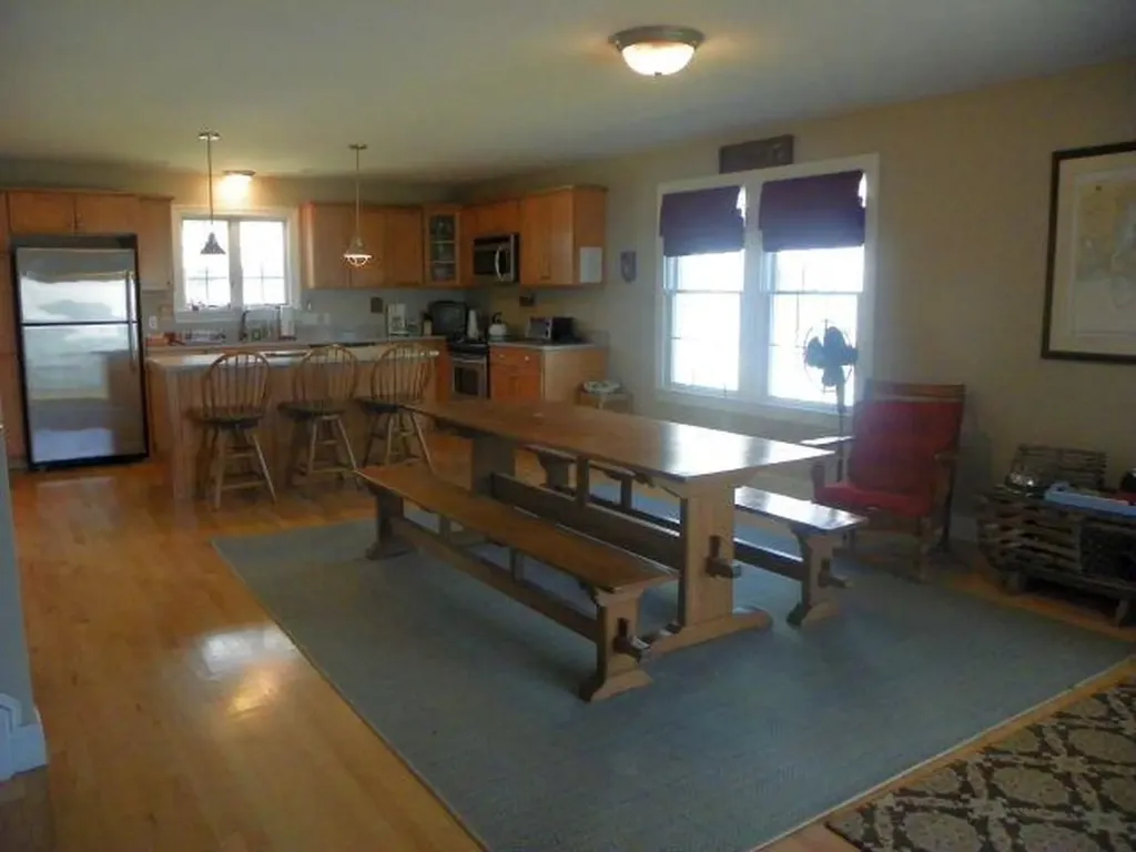 37 Hull Street South Kingstown RI 02879