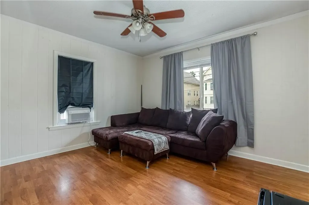 32 Vine Street Woonsocket RI 02895