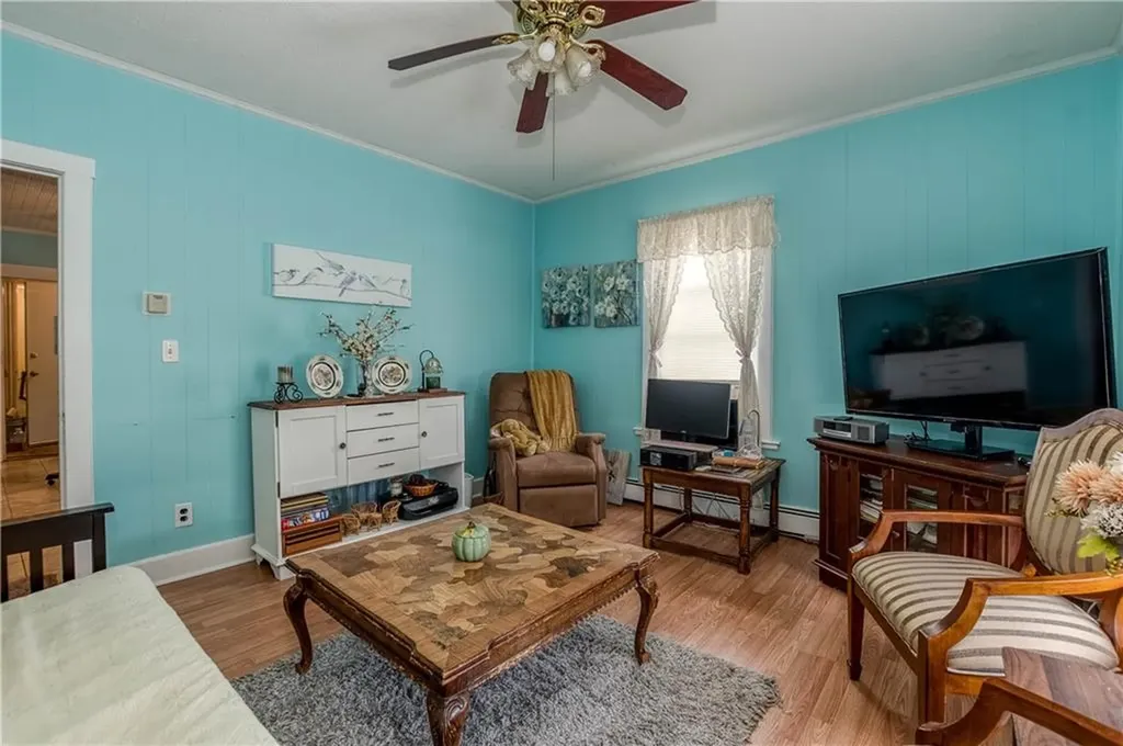 32 Vine Street Woonsocket RI 02895