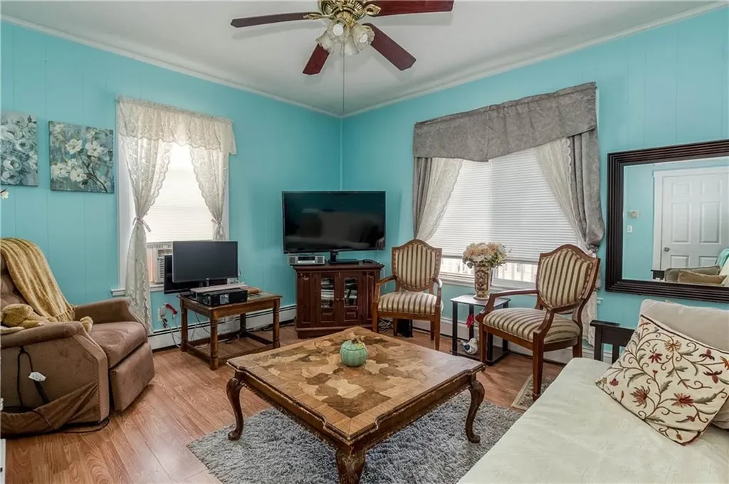 32 Vine Street Woonsocket RI 02895
