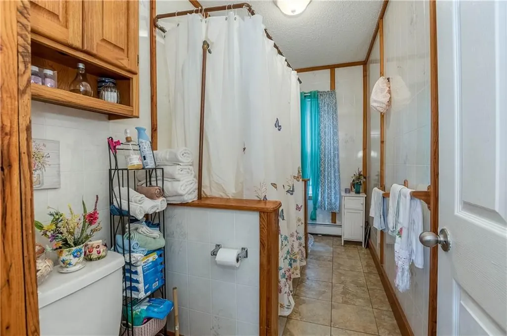 32 Vine Street Woonsocket RI 02895