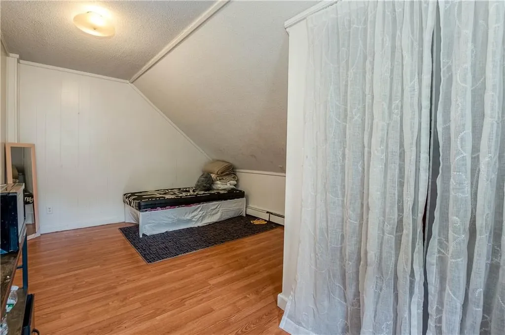 32 Vine Street Woonsocket RI 02895