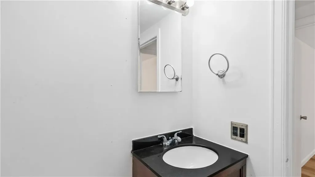 27 Gillen Avenue North Providence RI 02904