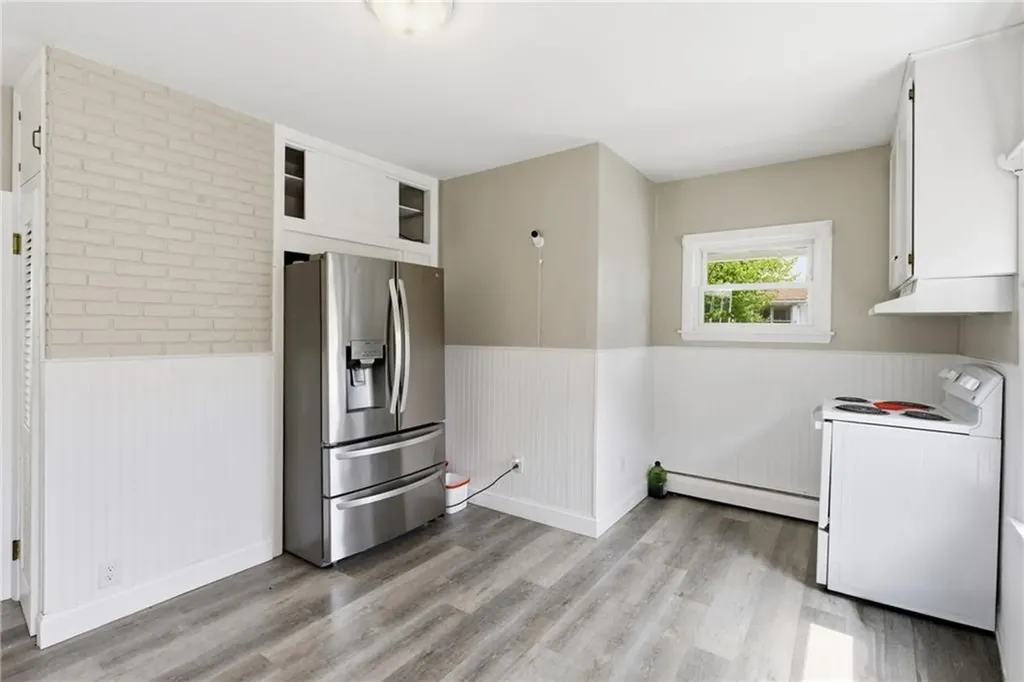 27 Hemlock Avenue Cranston RI 02910