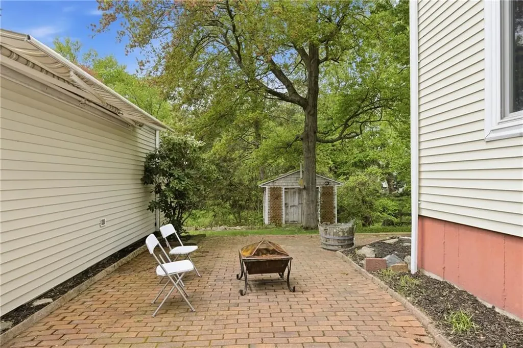 27 Hemlock Avenue Cranston RI 02910