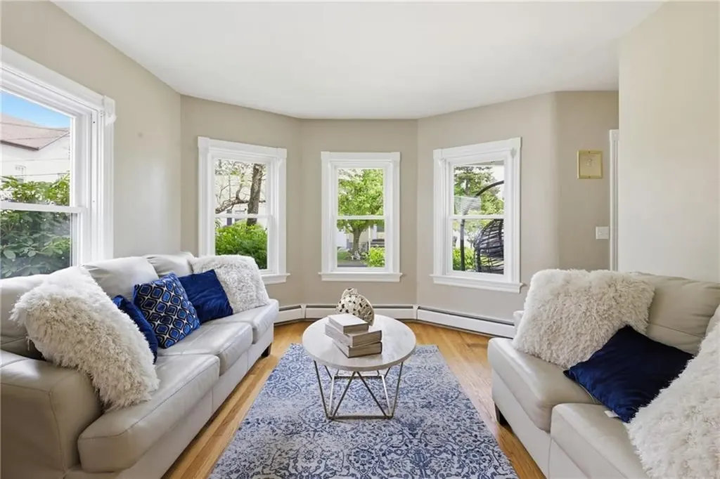 27 Hemlock Avenue Cranston RI 02910