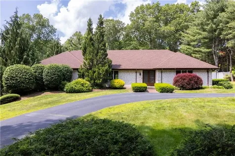 140 White Birch Circle Scituate RI 02831
