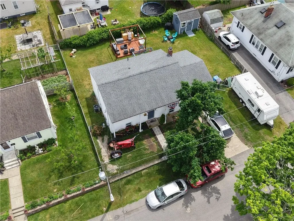 95 2nd Avenue Cranston RI 02910