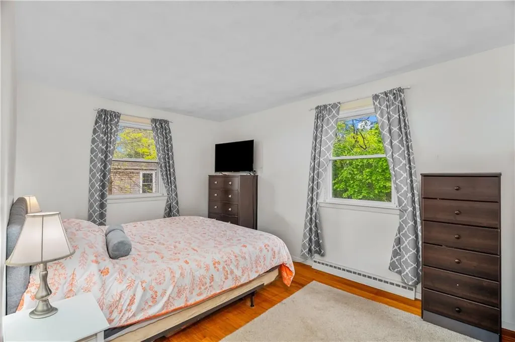 20 Namquid Drive Middletown RI 02842