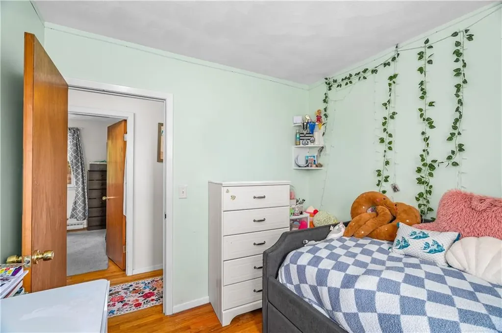 20 Namquid Drive Middletown RI 02842