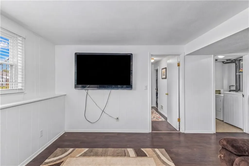 20 Namquid Drive Middletown RI 02842