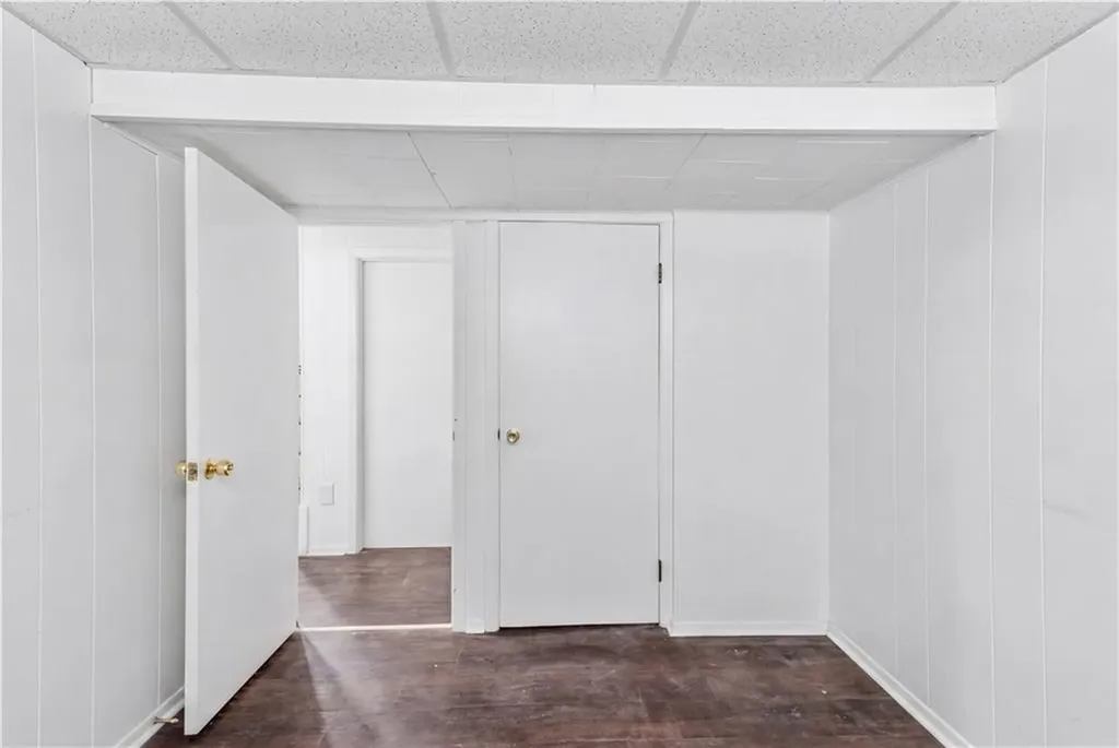 20 Namquid Drive Middletown RI 02842
