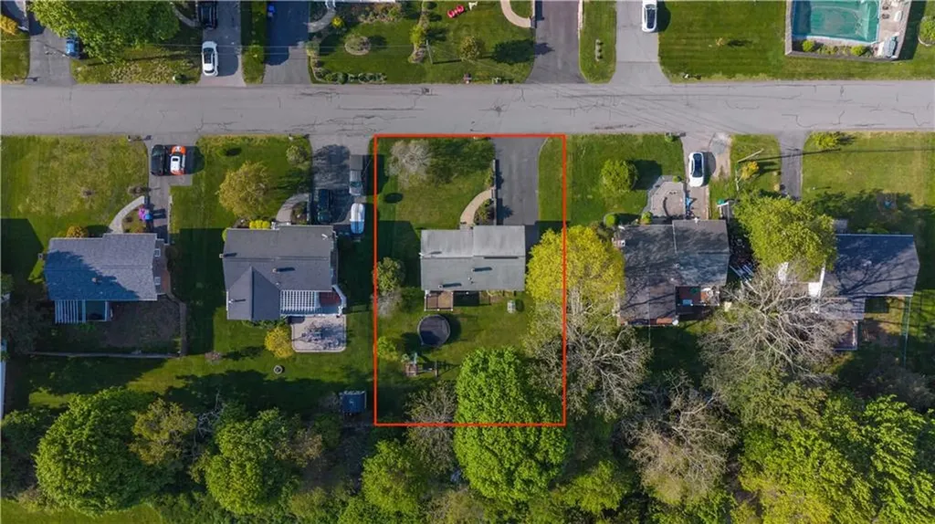20 Namquid Drive Middletown RI 02842