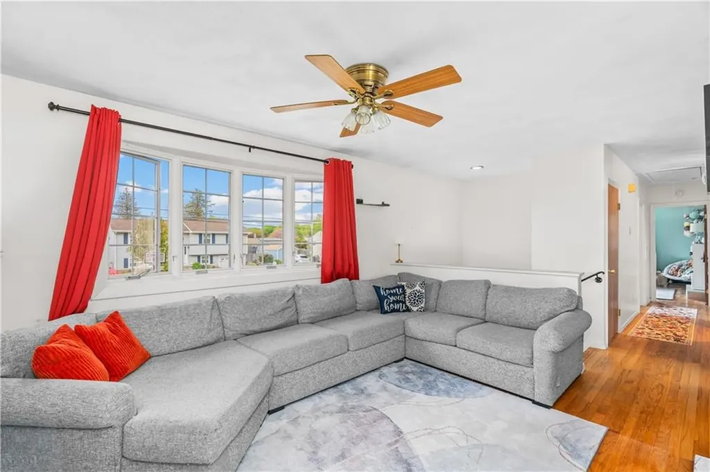 20 Namquid Drive Middletown RI 02842