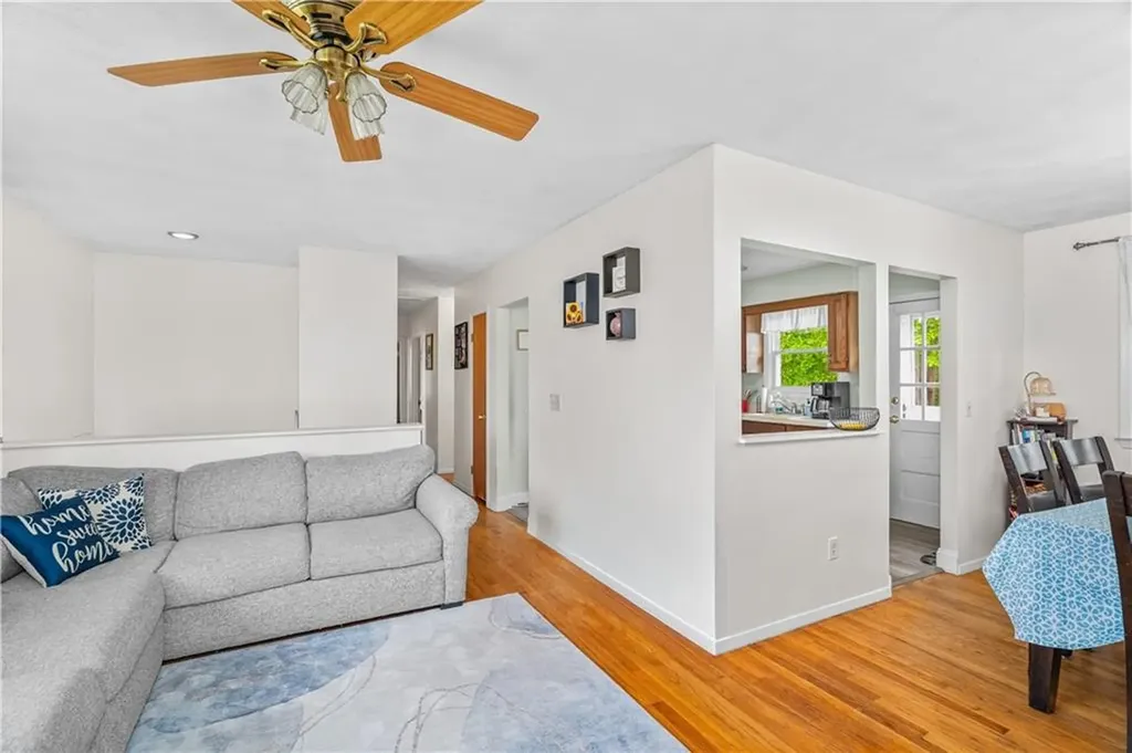 20 Namquid Drive Middletown RI 02842