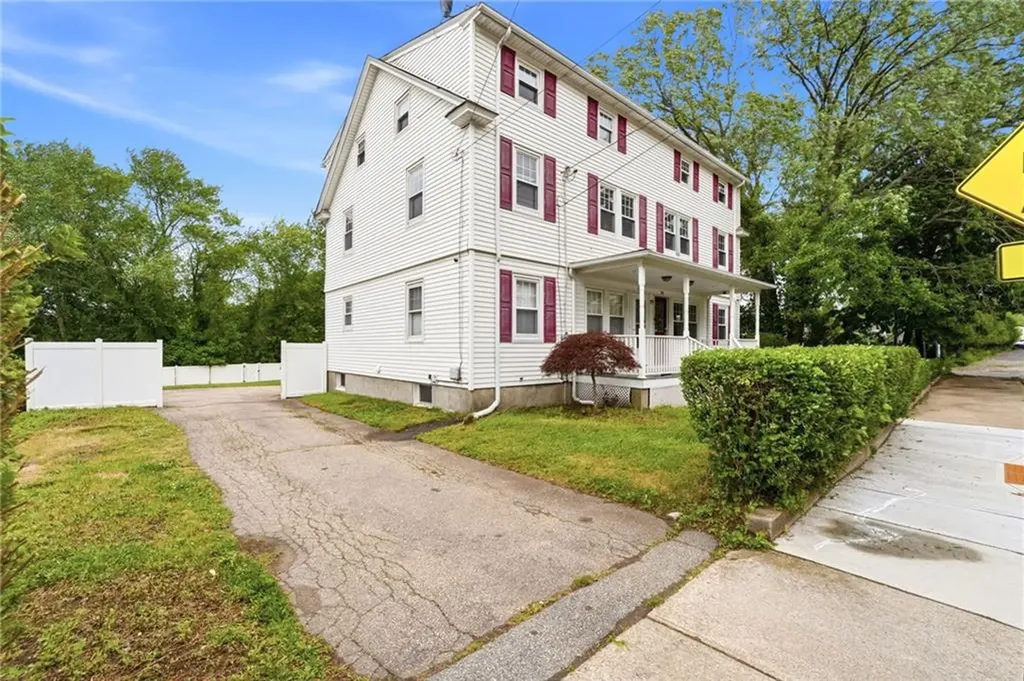 745 Providence Street West Warwick RI 02893