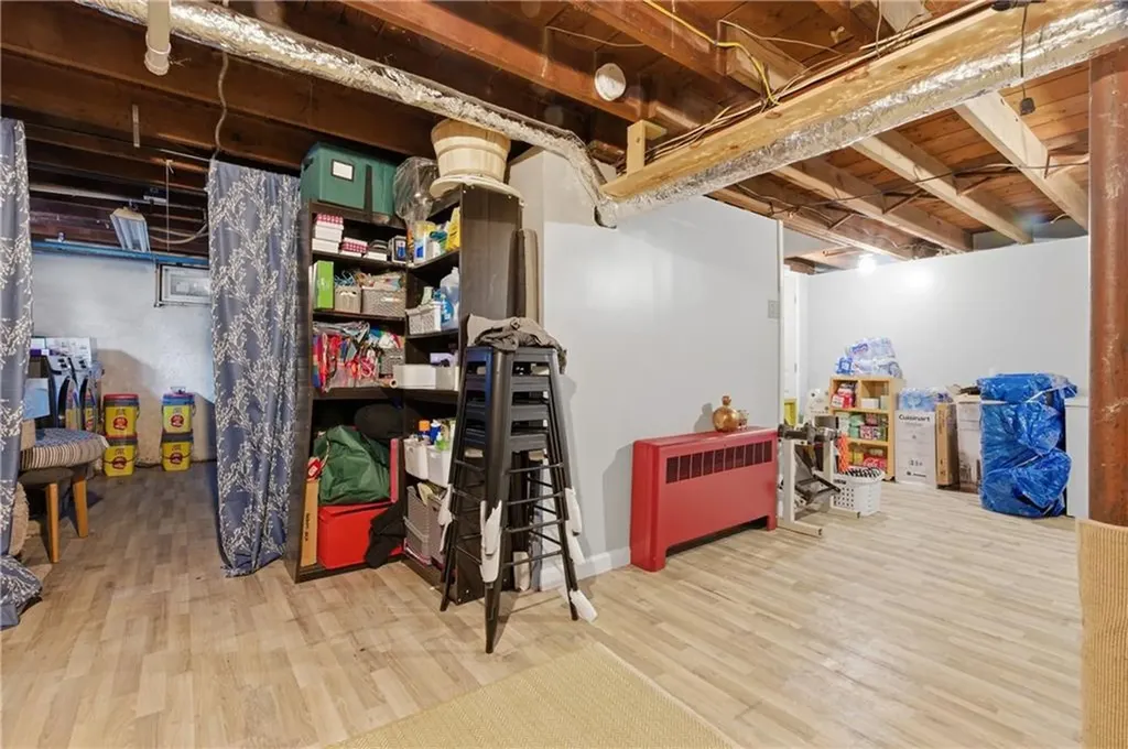 69 Roger Williams Avenue East Providence RI 02916