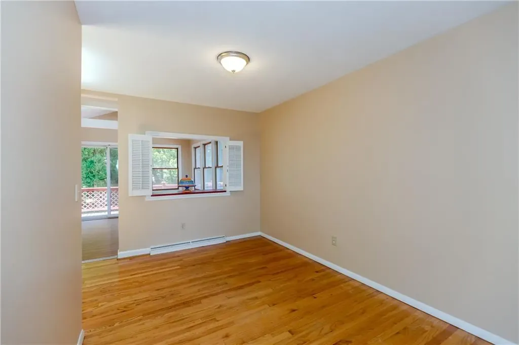 26 Seneca Road Portsmouth RI 02871